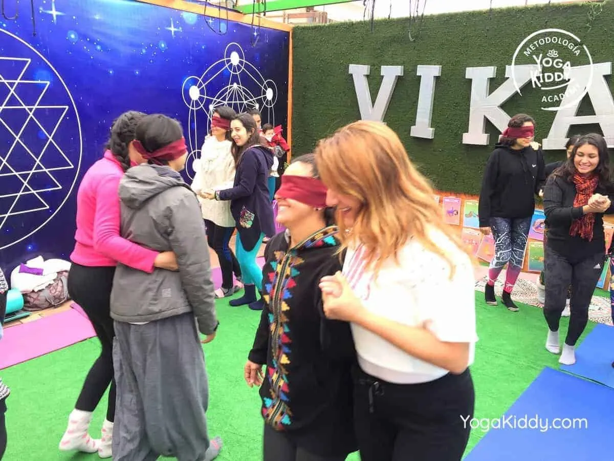 yoga-para-niños-arica-chile-formación-monitor-profesrorado-instructurado-YogaKiddy-0029