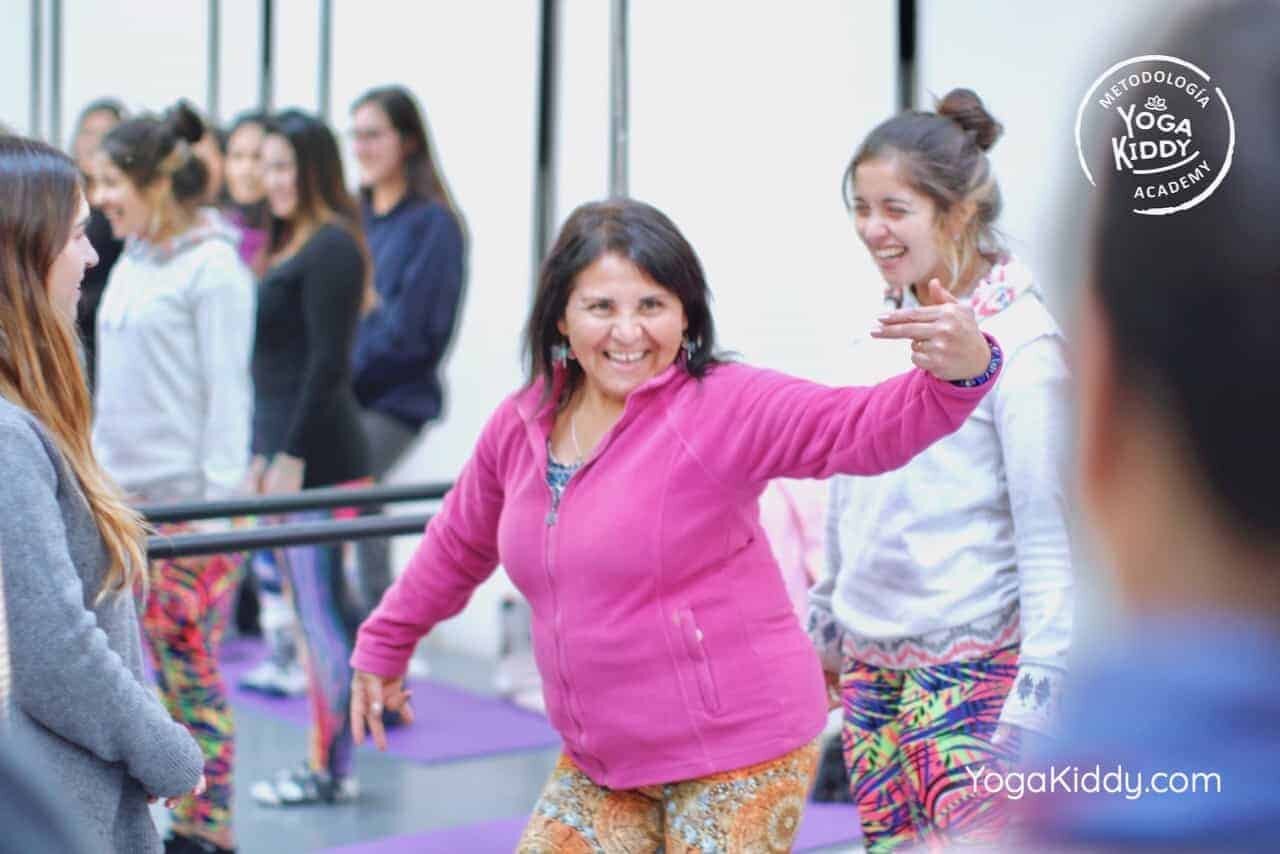 yoga-para-niños-formación-monitor-yoga-infantil-YogaKiddy-viña-del-mar-chile0051