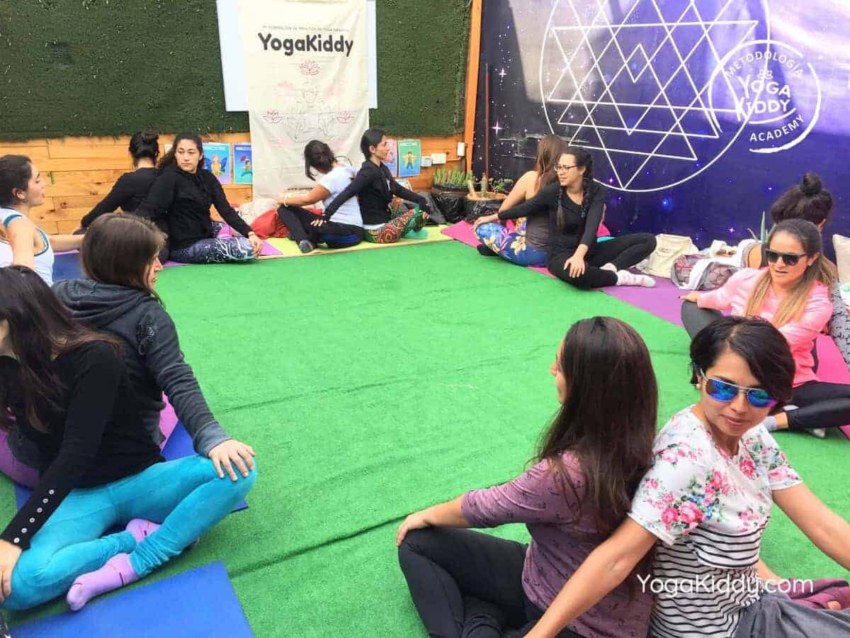yoga-para-niños-arica-chile-formación-monitor-profesrorado-instructurado-YogaKiddy-0037