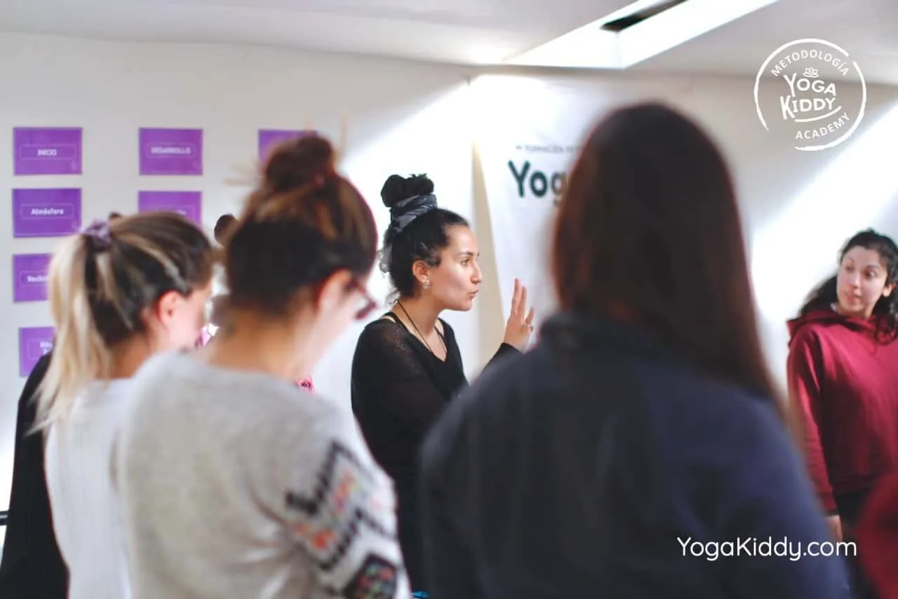 yoga-para-niños-formación-monitor-yoga-infantil-YogaKiddy-viña-del-mar-chile0008