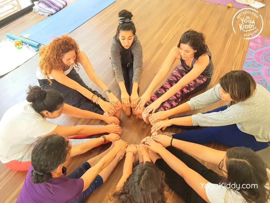 Formación-de-Yoga-para-Niños-en-Guadalajara-México-YogaKiddy-0111-1024x768