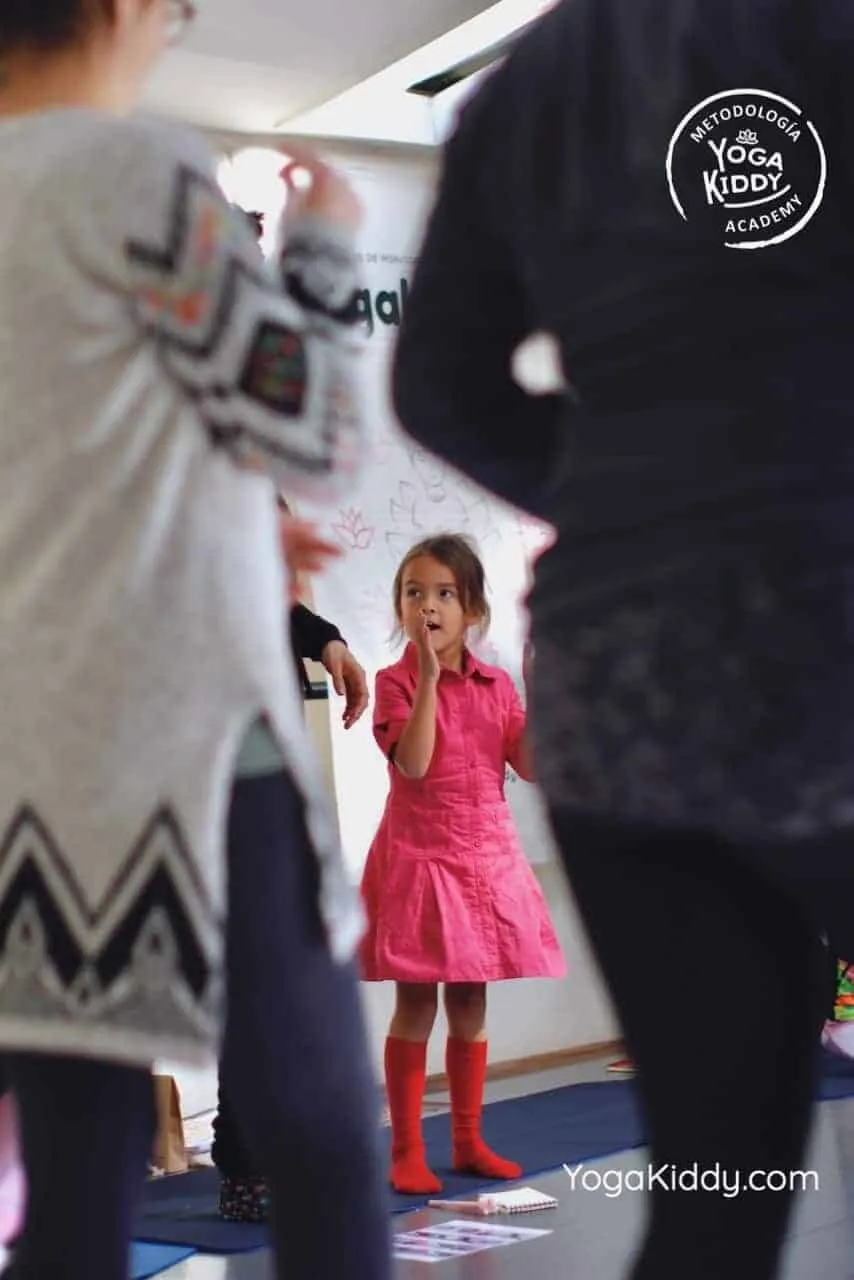 yoga-para-niños-formación-monitor-yoga-infantil-YogaKiddy-viña-del-mar-chile0007