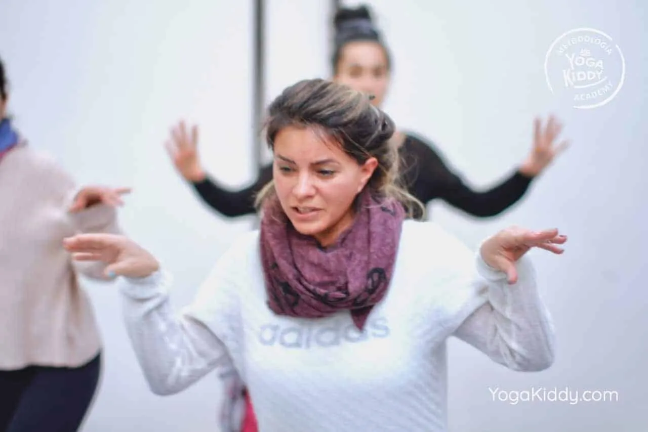 yoga-para-niños-formación-monitor-yoga-infantil-YogaKiddy-viña-del-mar-chile0059
