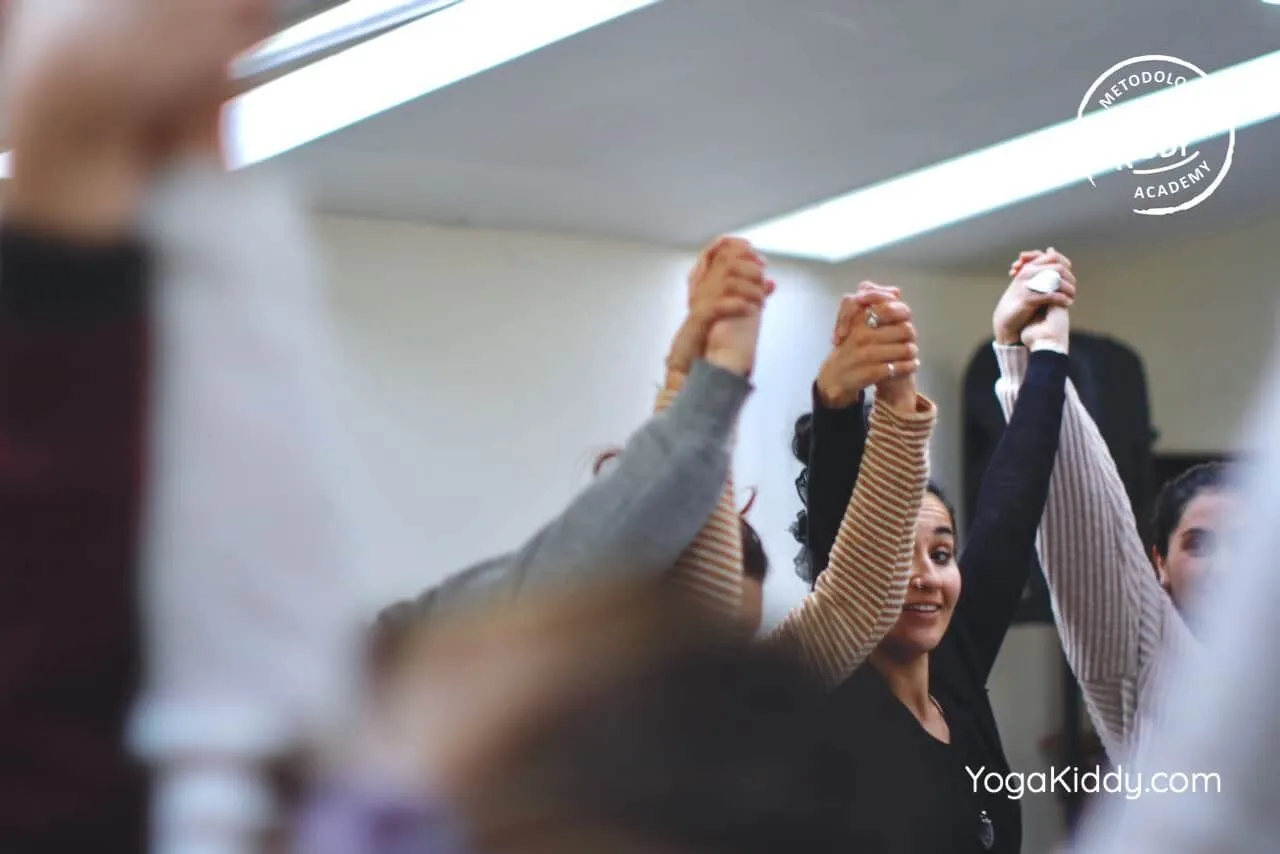 yoga-para-niños-formación-monitor-yoga-infantil-YogaKiddy-viña-del-mar-chile0080