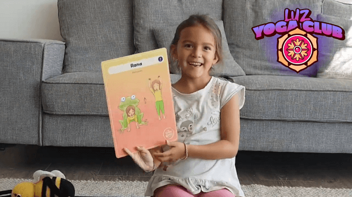 como hacer la postura del la rana (yoga para niños)