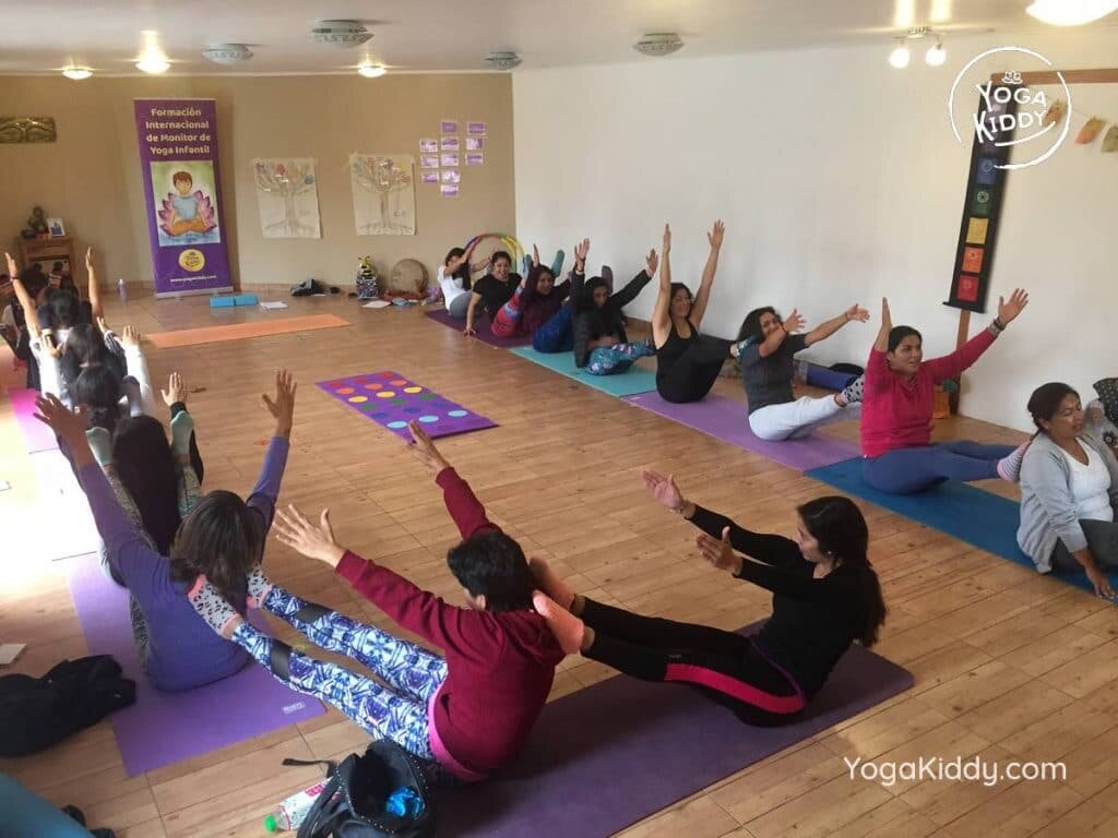 formacion-yoga-para-ninos-copiapo-chile-yogakiddy-3-1024x768
