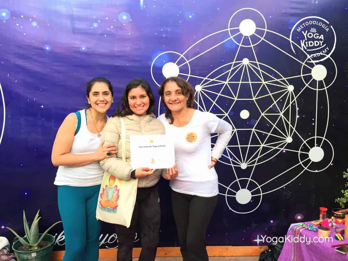 yoga-para-niños-arica-chile-formación-monitor-profesrorado-instructurado-YogaKiddy-0048
