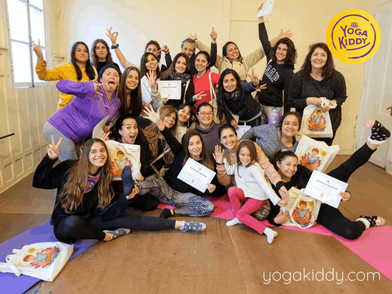 Yoga-para-niños-Viña-del-Mar-Formación-internacional-de-Monitor-de-Yoga-Infantil-12-768x576