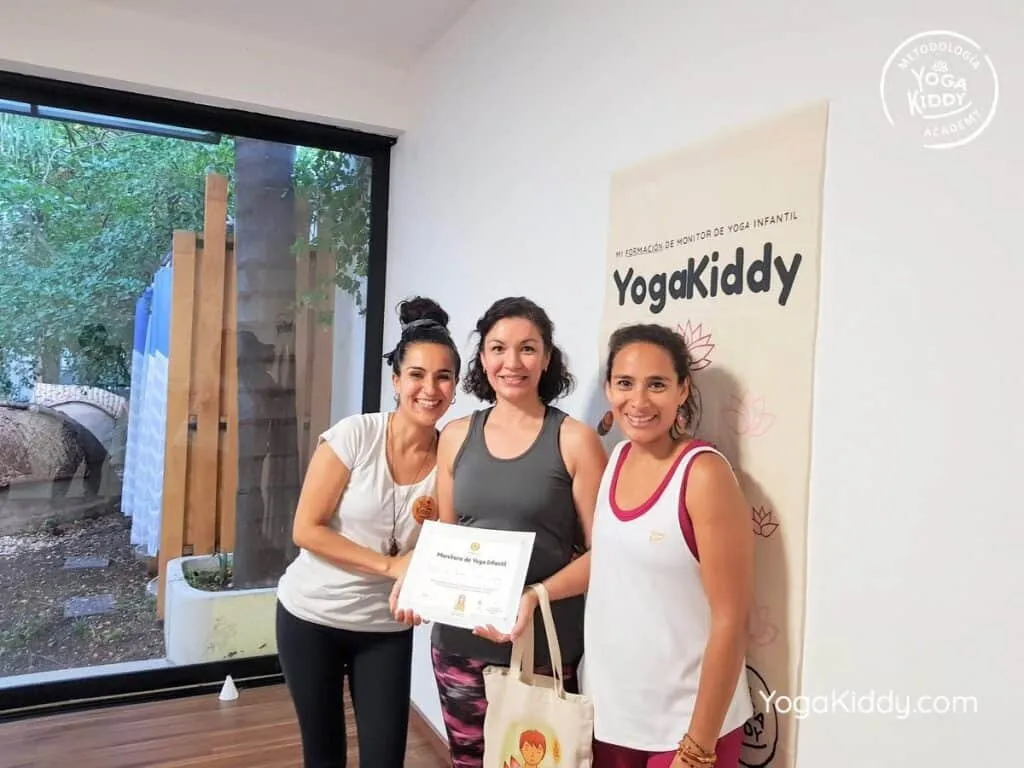 Formación-de-Yoga-para-Niños-en-Guadalajara-México-YogaKiddy-0160-1024x768