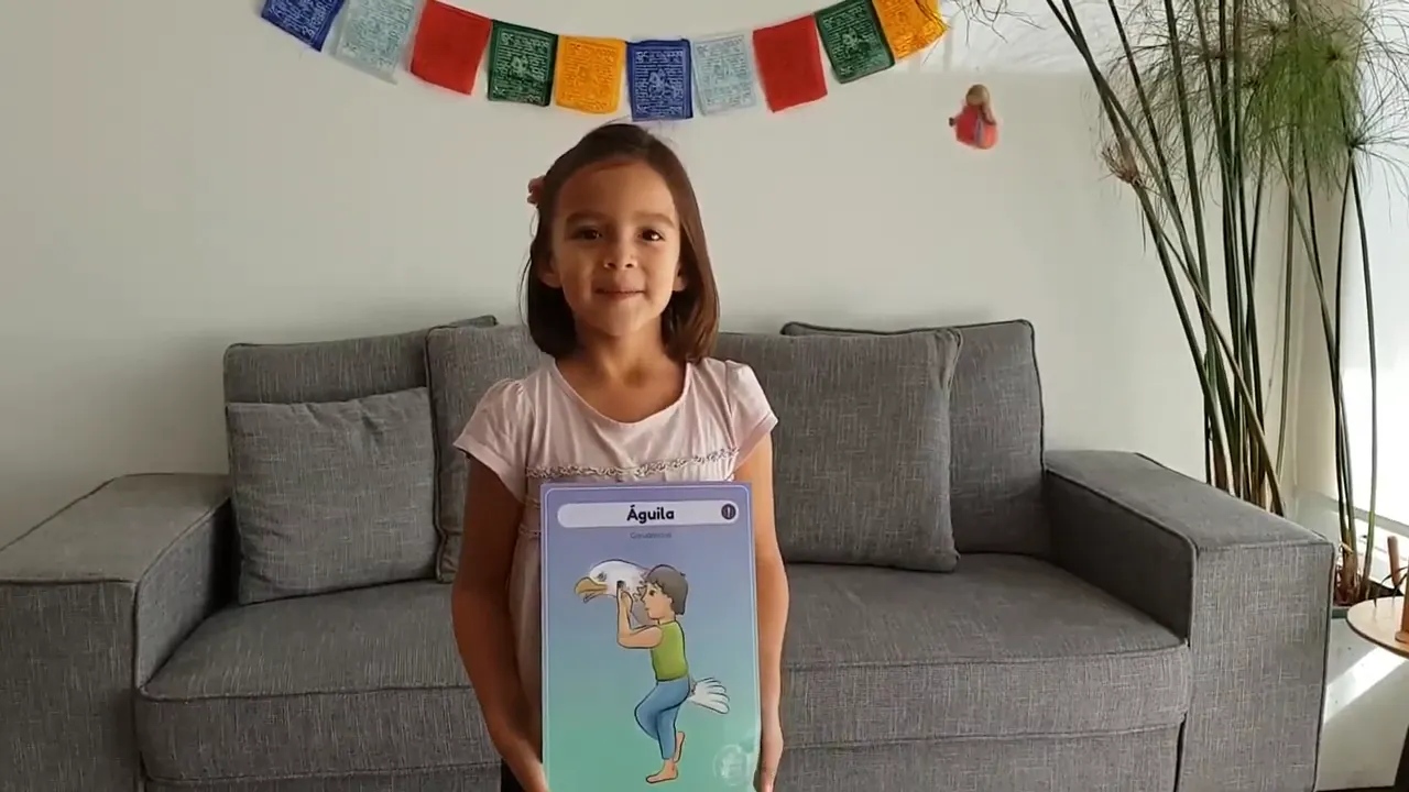 Postura del Águila 🦅 (Garudasana)