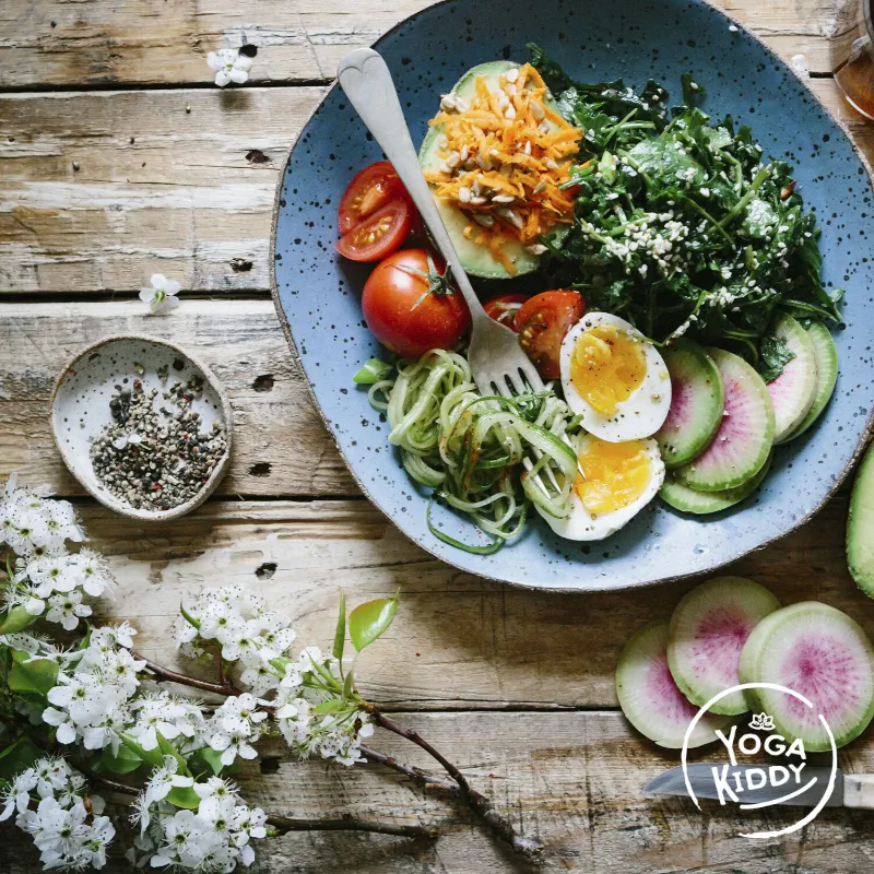 alimentacion saludable yoga infantil