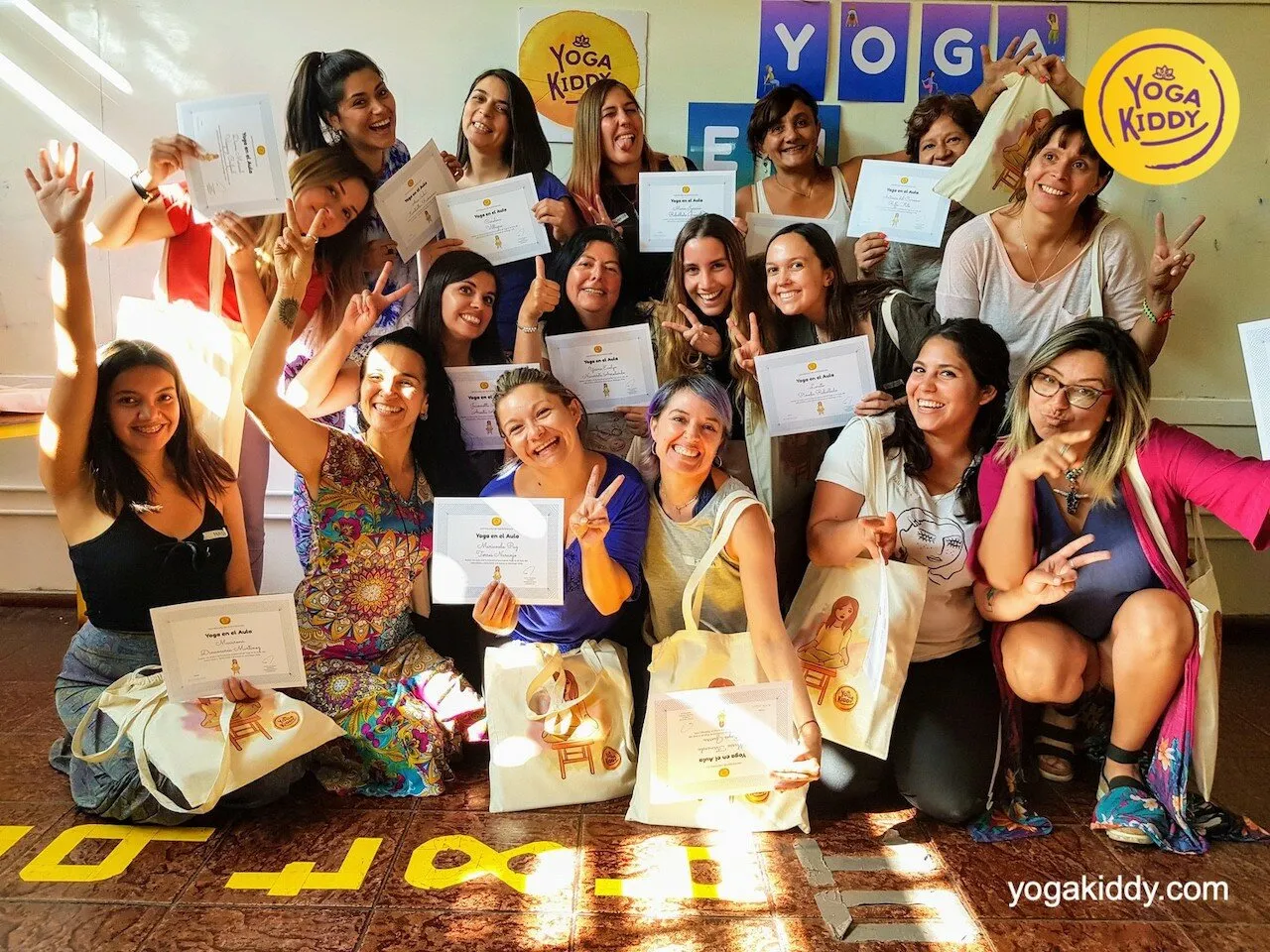 yoga en el aula sala de clase yogakiddy 0027