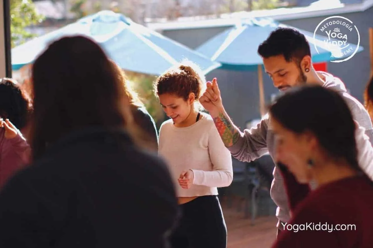yoga-para-niños-formación-monitor-yoga-infantil-YogaKiddy-viña-del-mar-chile0010