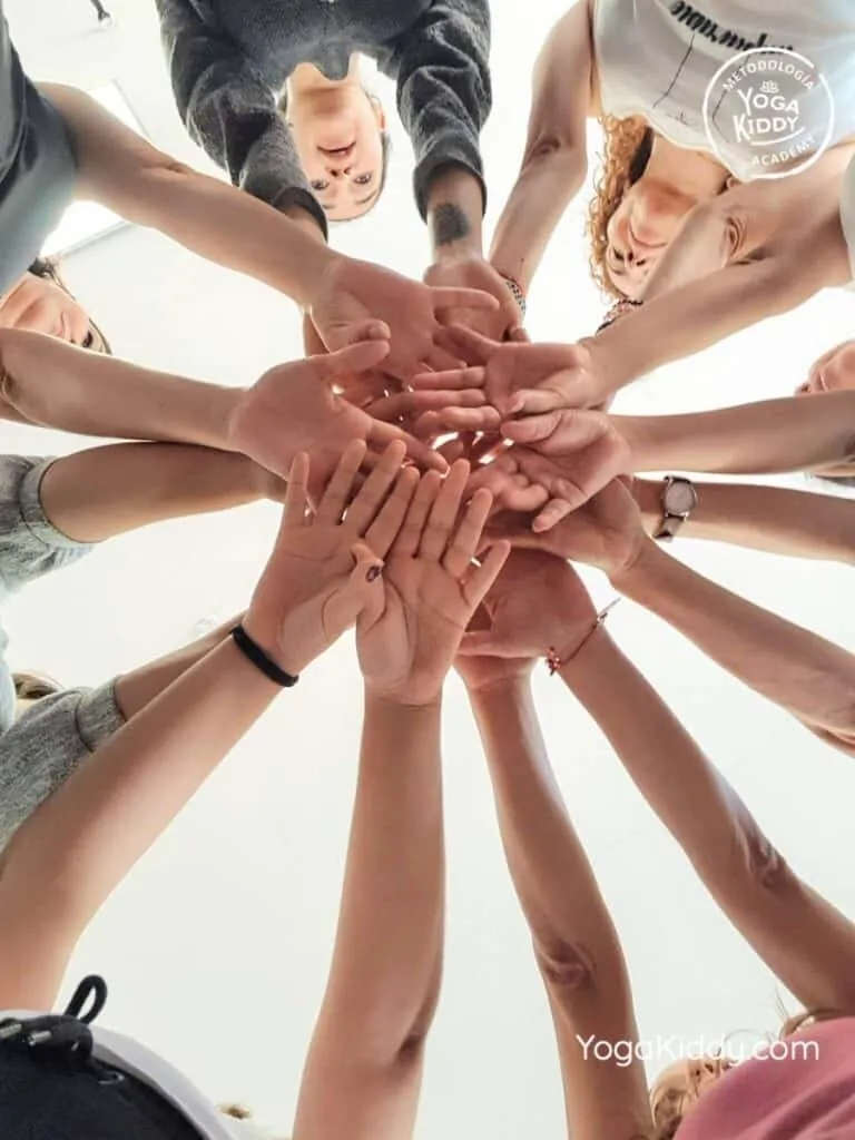 Formación-de-Yoga-para-Niños-en-Guadalajara-México-YogaKiddy-0105-768x1024