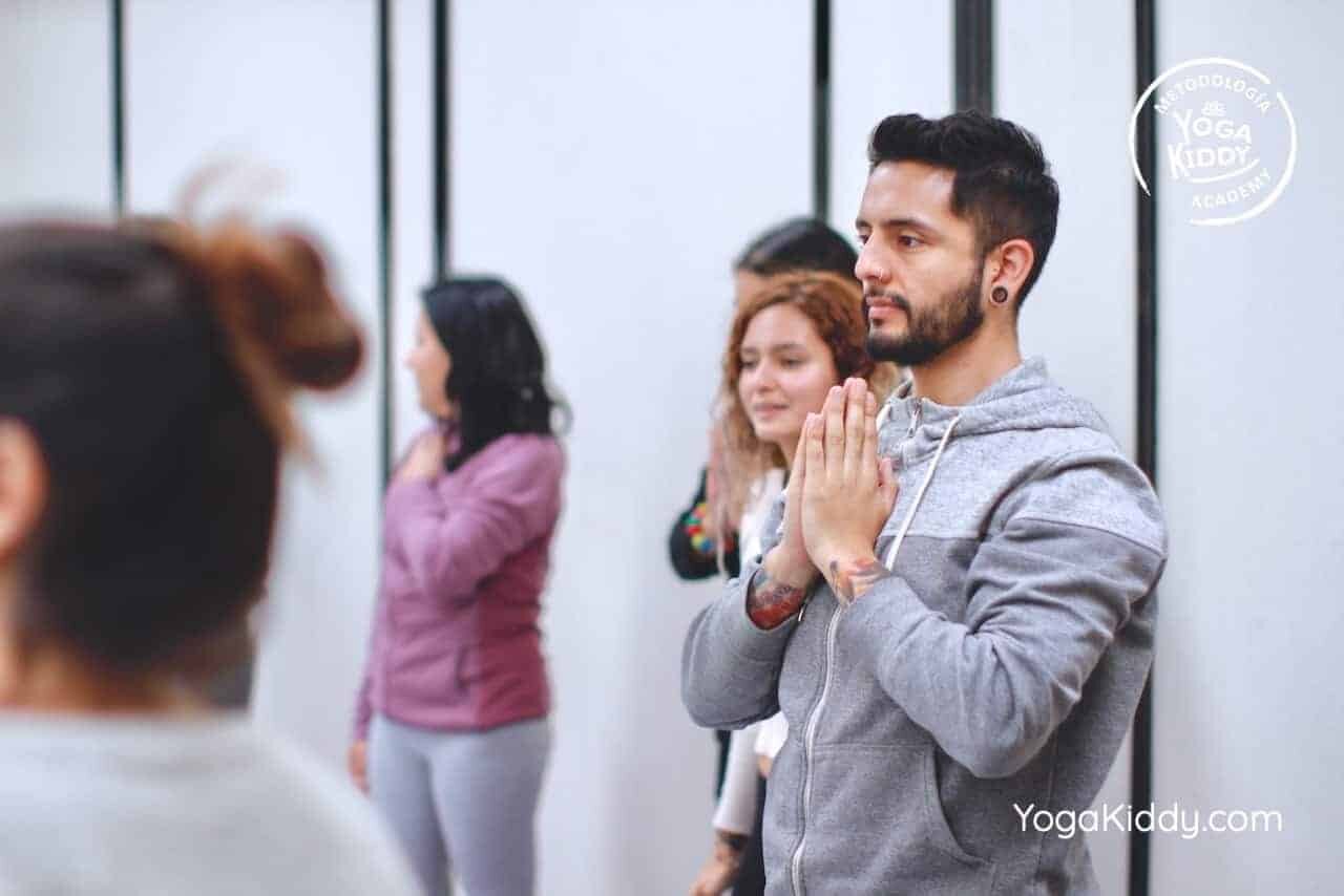 yoga-para-niños-formación-monitor-yoga-infantil-YogaKiddy-viña-del-mar-chile0031