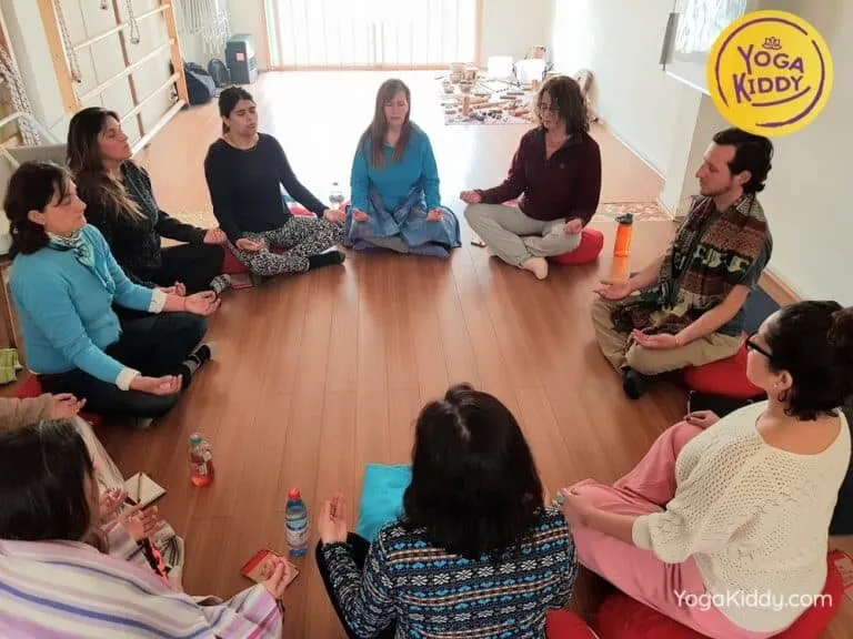 formacion-sonoterapia-infantil-para-niños-santiago-chile-yogakiddy-6-768x576