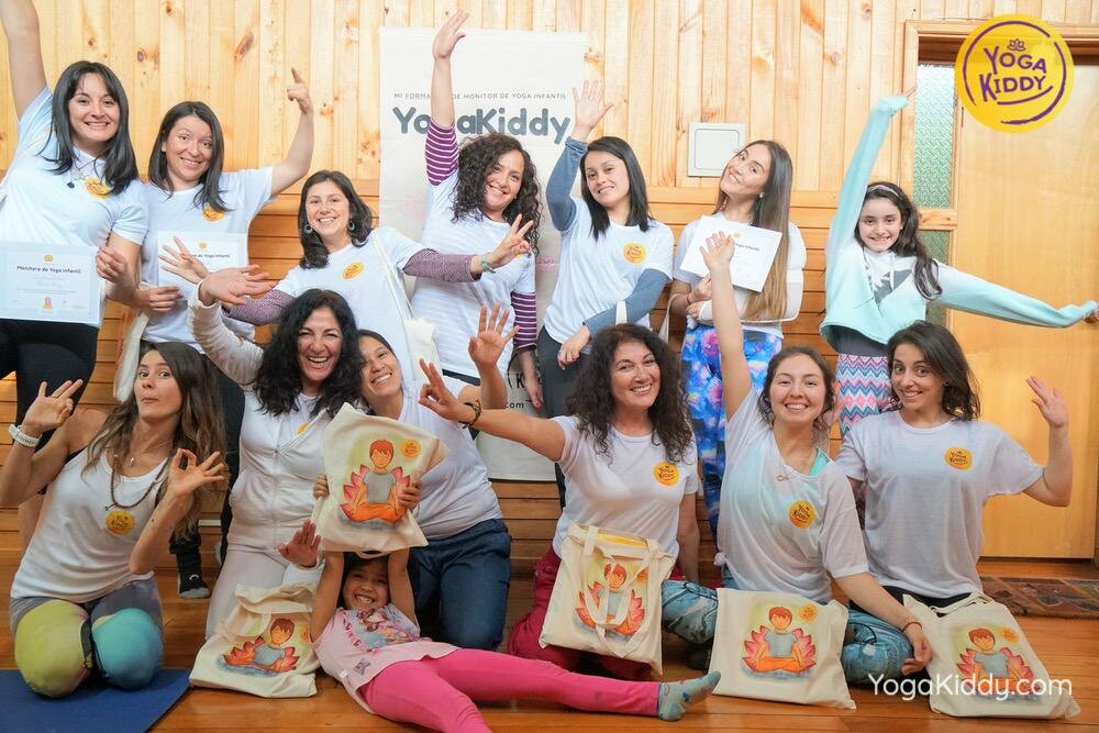 yoga para niños castro chiloe chile yogakiddy formacion 28