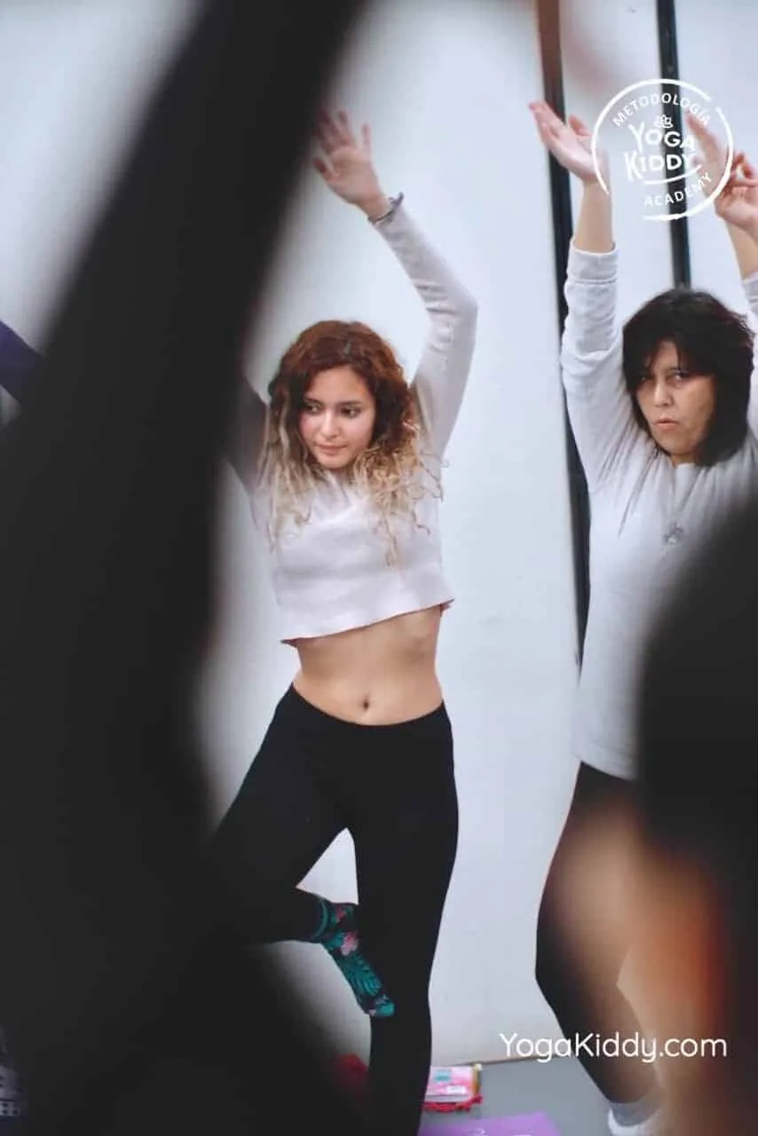 yoga-para-niños-formación-monitor-yoga-infantil-YogaKiddy-viña-del-mar-chile0071