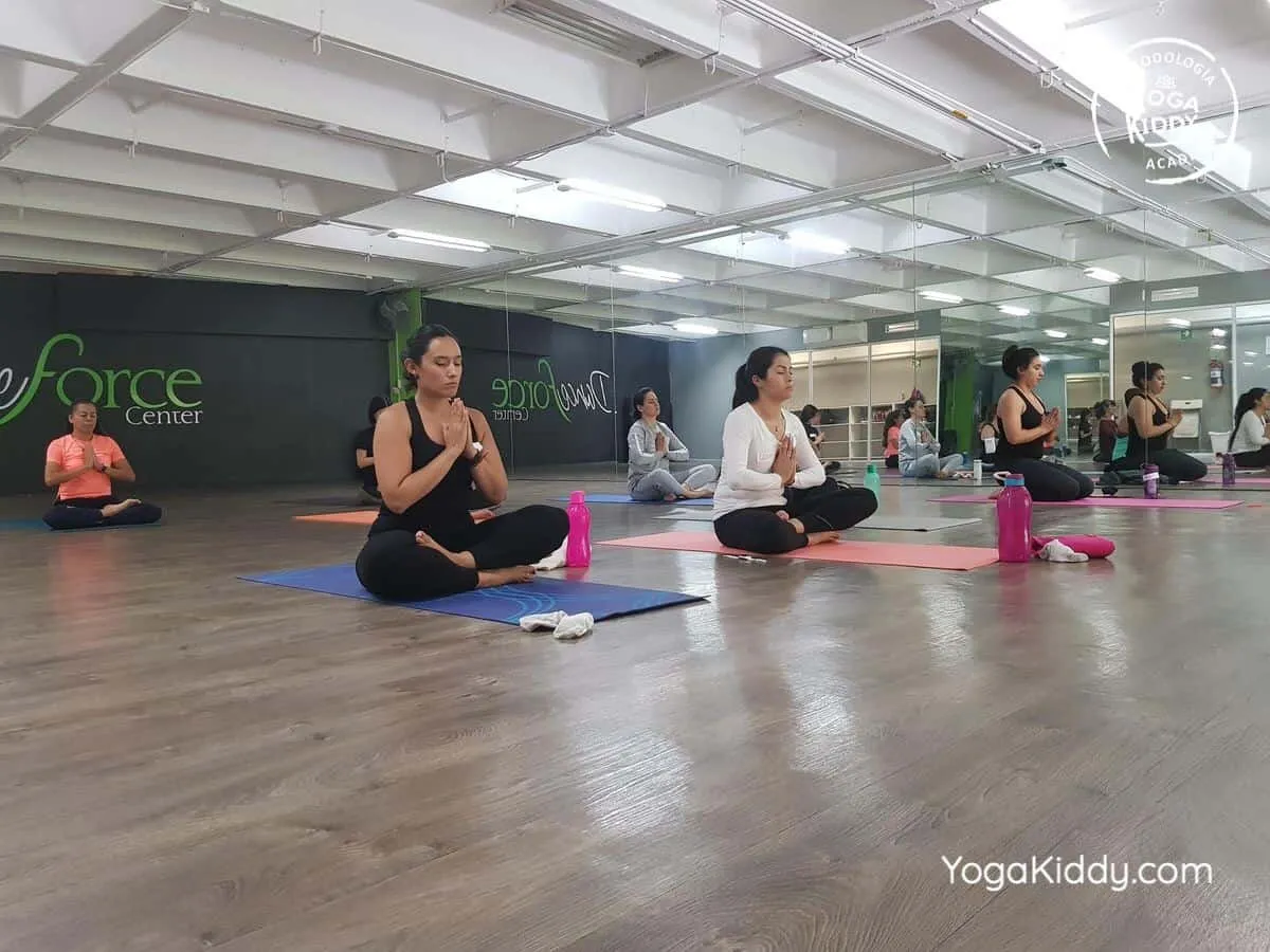 Formación-de-Yoga-para-Niños-en-Ciudad-de-México-México-DF-37