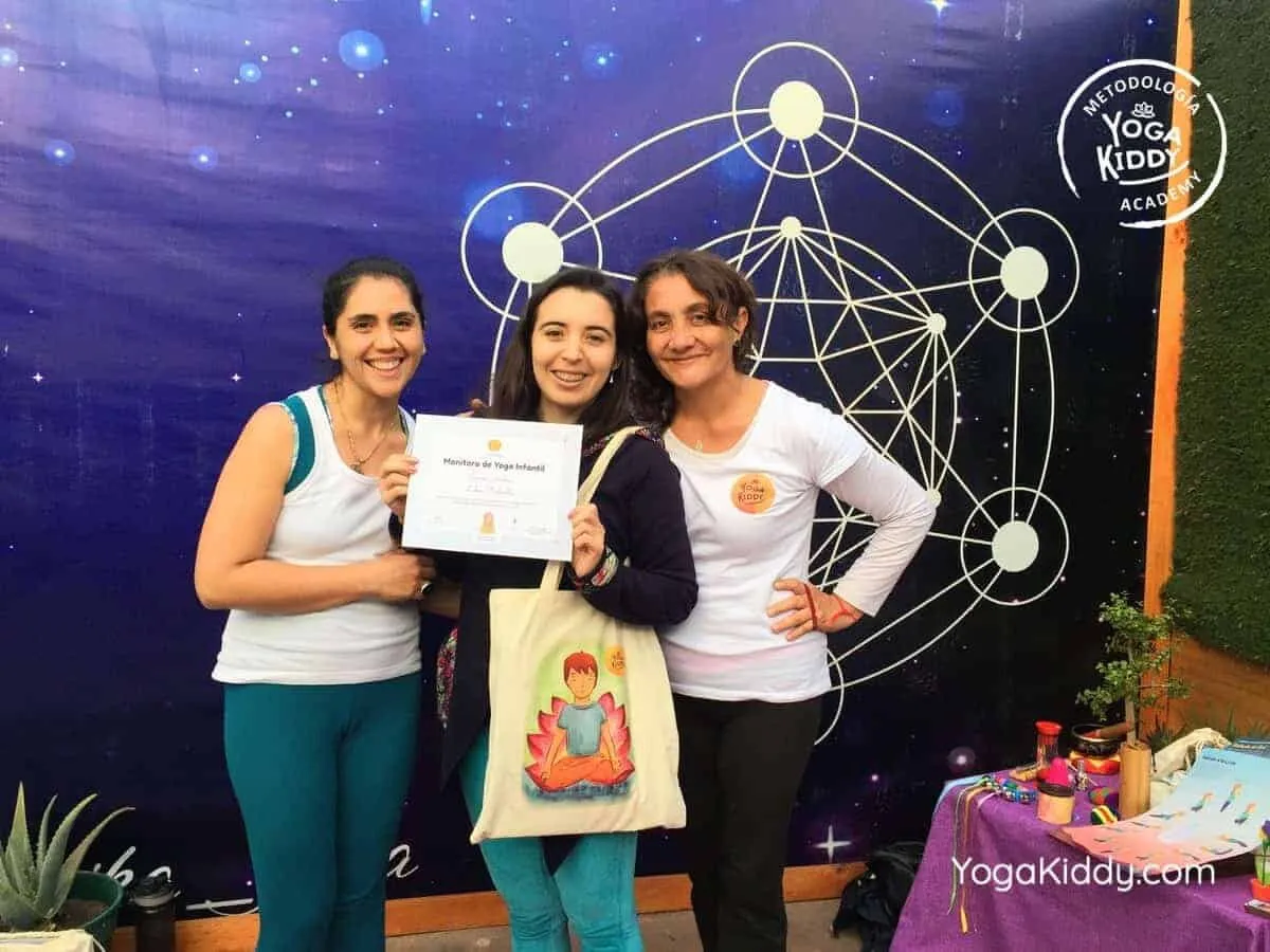 yoga-para-niños-arica-chile-formación-monitor-profesrorado-instructurado-YogaKiddy-0042