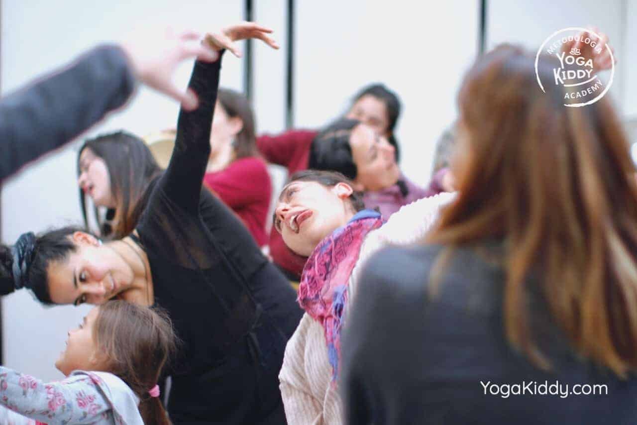 yoga-para-niños-formación-monitor-yoga-infantil-YogaKiddy-viña-del-mar-chile0065