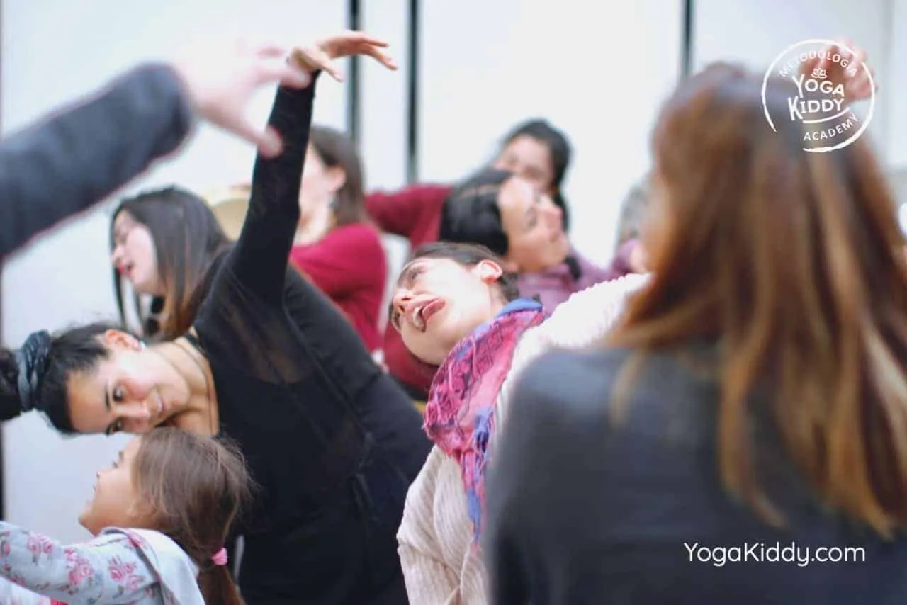 yoga-para-niños-formación-monitor-yoga-infantil-YogaKiddy-viña-del-mar-chile0065