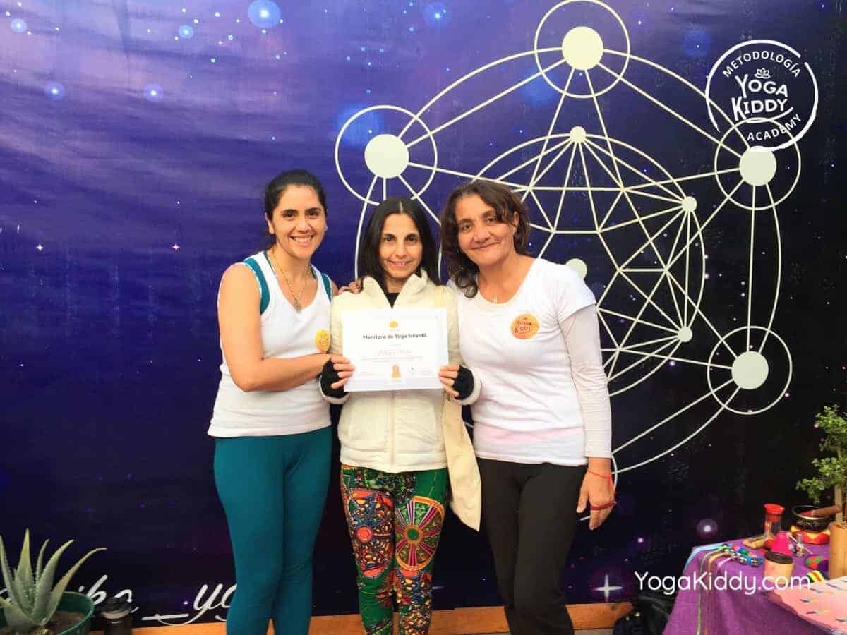 yoga-para-niños-arica-chile-formación-monitor-profesrorado-instructurado-YogaKiddy-0043