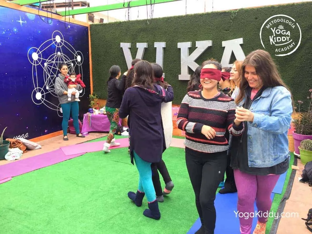 yoga-para-niños-arica-chile-formación-monitor-profesrorado-instructurado-YogaKiddy-0028