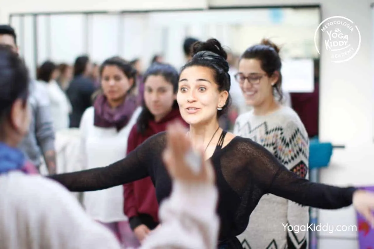 yoga-para-niños-formación-monitor-yoga-infantil-YogaKiddy-viña-del-mar-chile0055
