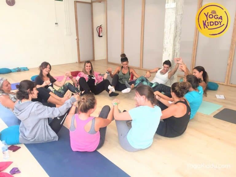 Yoga-para-niños-madrid-españa-Formación-Internacional-de-Monitor-de-Yoga-Infantil12-1-768x576