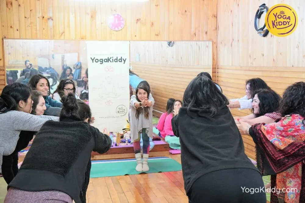 yoga para niños castro chiloe chile yogakiddy formacion 11