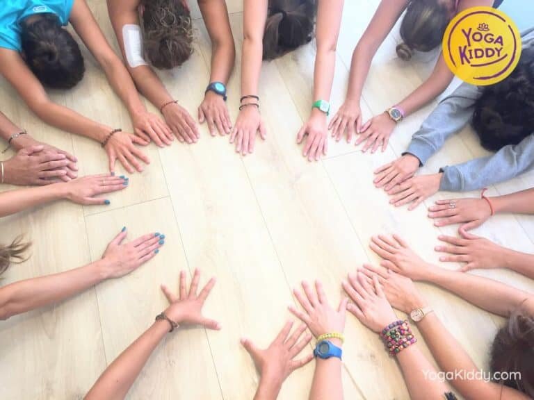 Yoga-para-niños-madrid-españa-Formación-Internacional-de-Monitor-de-Yoga-Infantil11-1-768x576