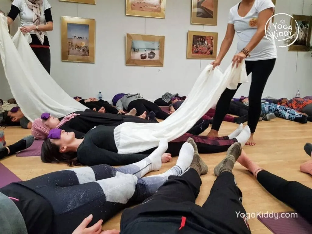 formation-yoga-pour-enfants-moniteur-paris-france-yogakiddy_12-1024x768