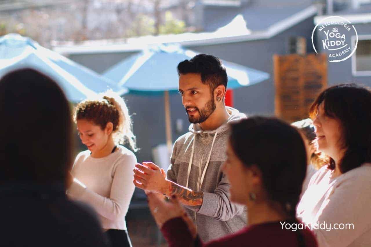 yoga-para-niños-formación-monitor-yoga-infantil-YogaKiddy-viña-del-mar-chile0011