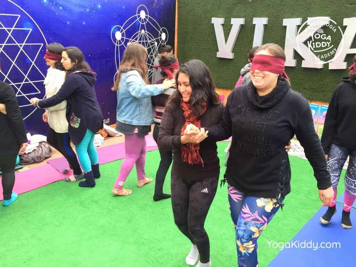 yoga-para-niños-arica-chile-formación-monitor-profesrorado-instructurado-YogaKiddy-0030