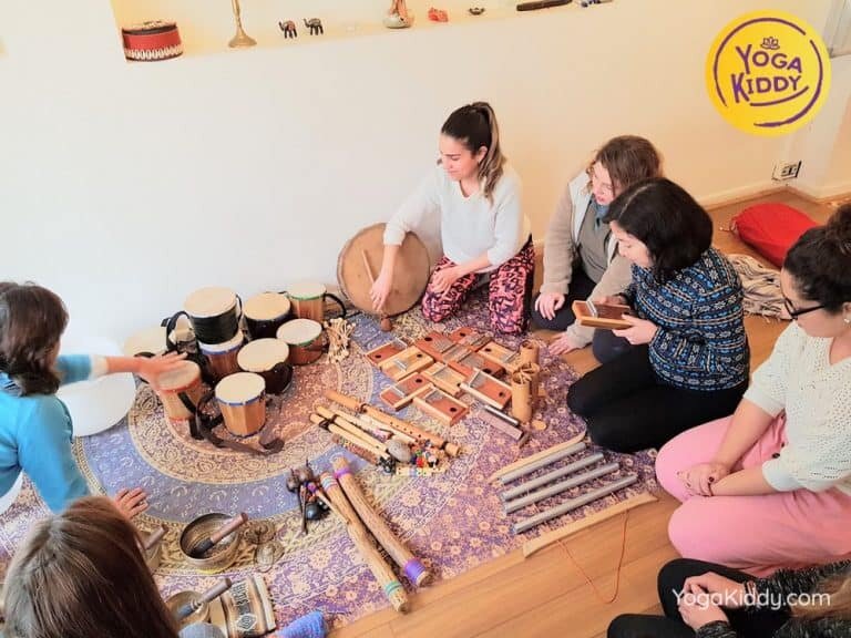 formacion-sonoterapia-infantil-para-niños-santiago-chile-yogakiddy-7-768x576