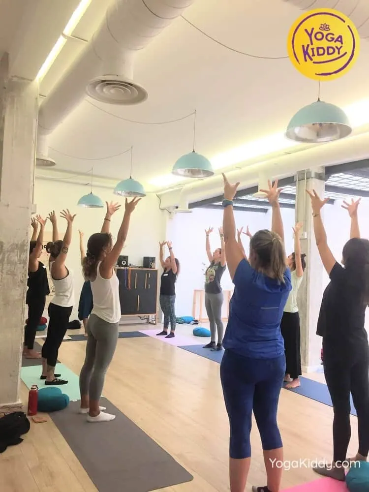 Yoga-para-niños-madrid-españa-Formación-Internacional-de-Monitor-de-Yoga-Infantil2-1