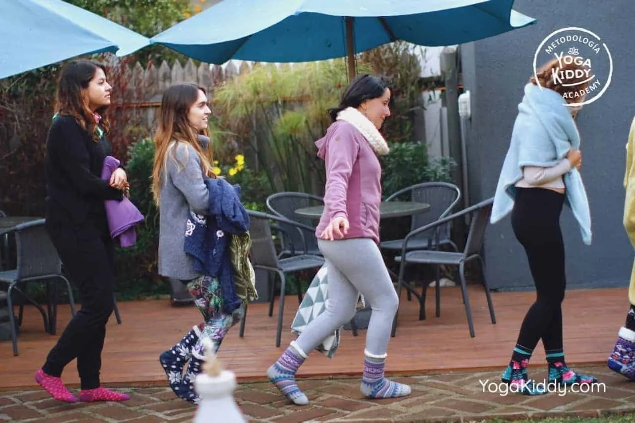 yoga-para-niños-formación-monitor-yoga-infantil-YogaKiddy-viña-del-mar-chile0088