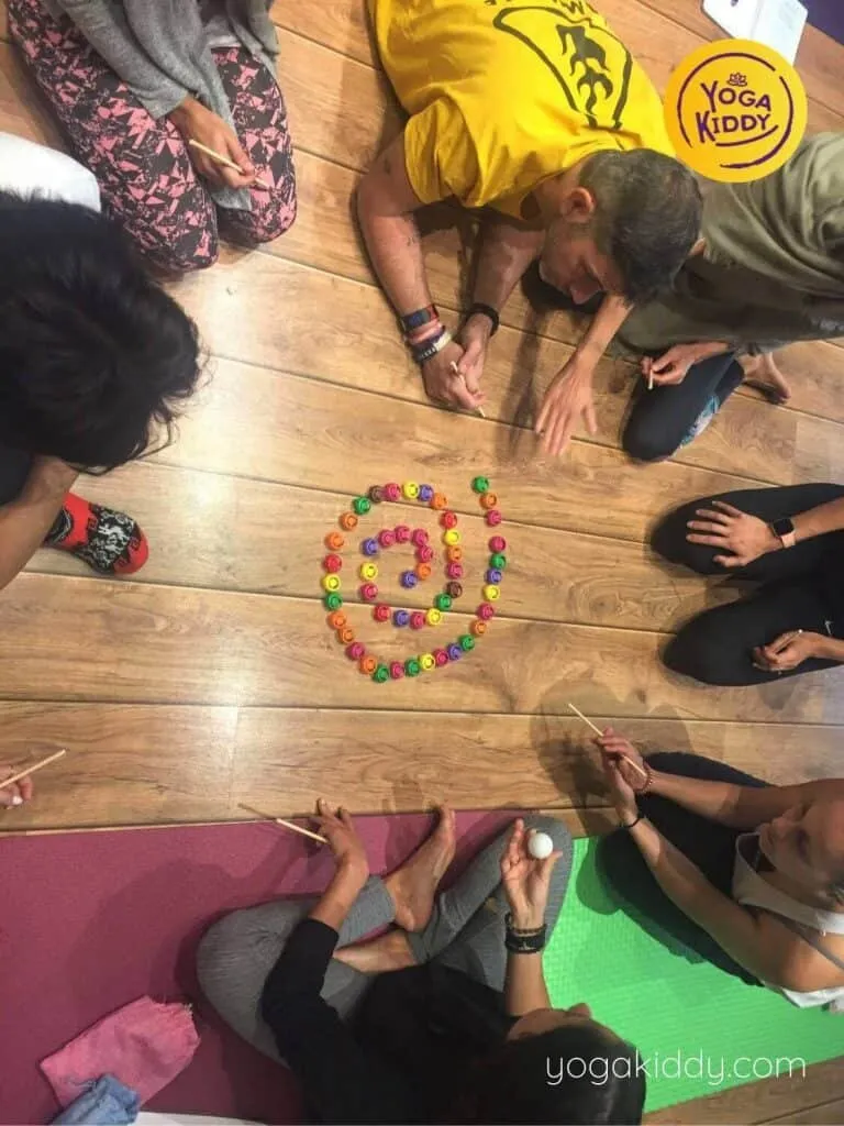 Yoga-para-niños-barcelona-españa-Formación-Internacional-de-Monitor-de-Yoga-Infantil-6-768x1024