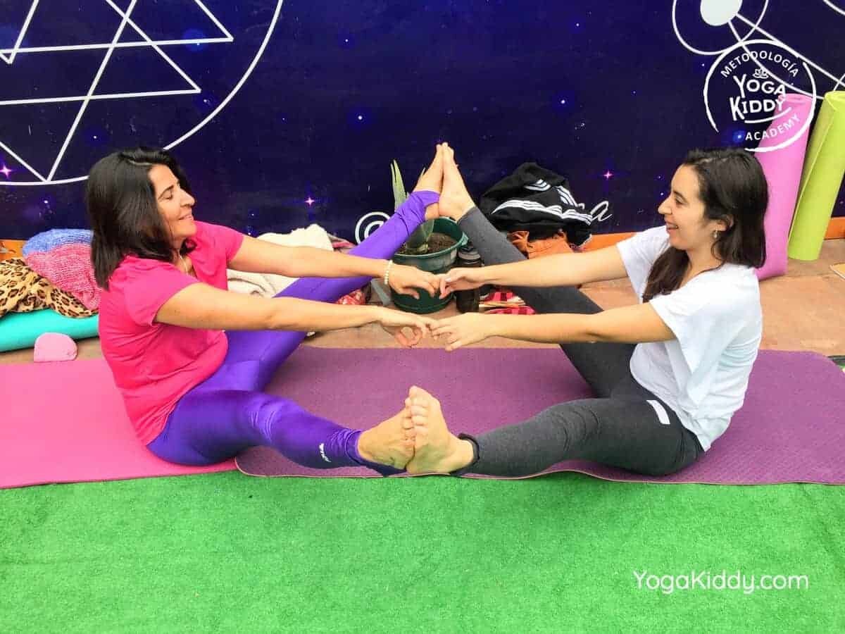 yoga-para-niños-arica-chile-formación-monitor-profesrorado-instructurado-YogaKiddy-0014