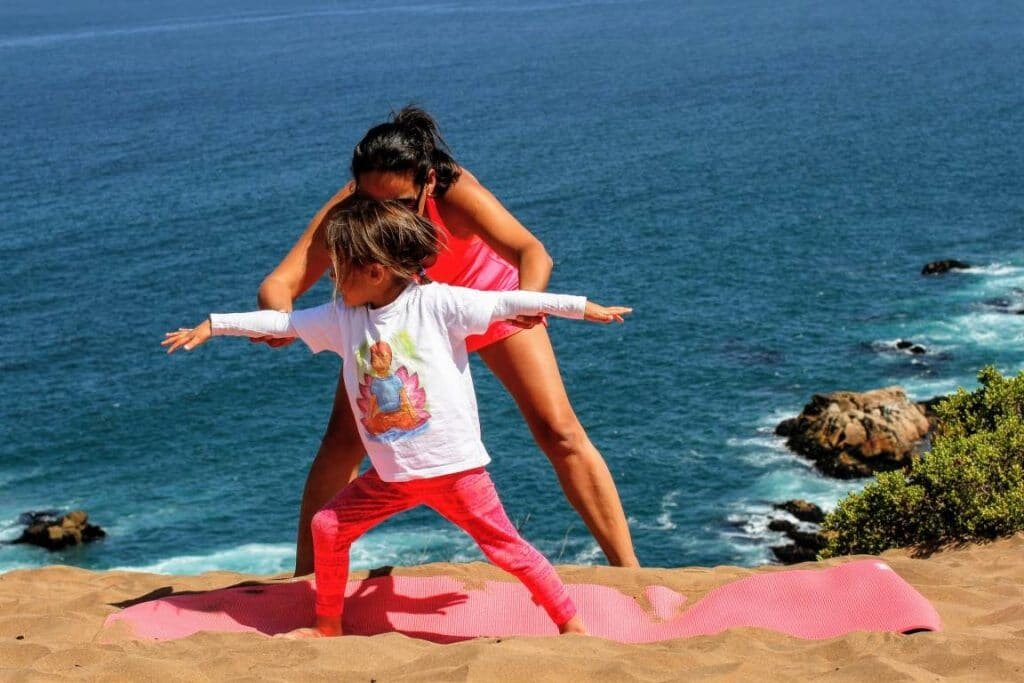 yogakiddy-juego-yoga-para-ninos-yoga-for-kids-enfants-33-3-1-1024x683