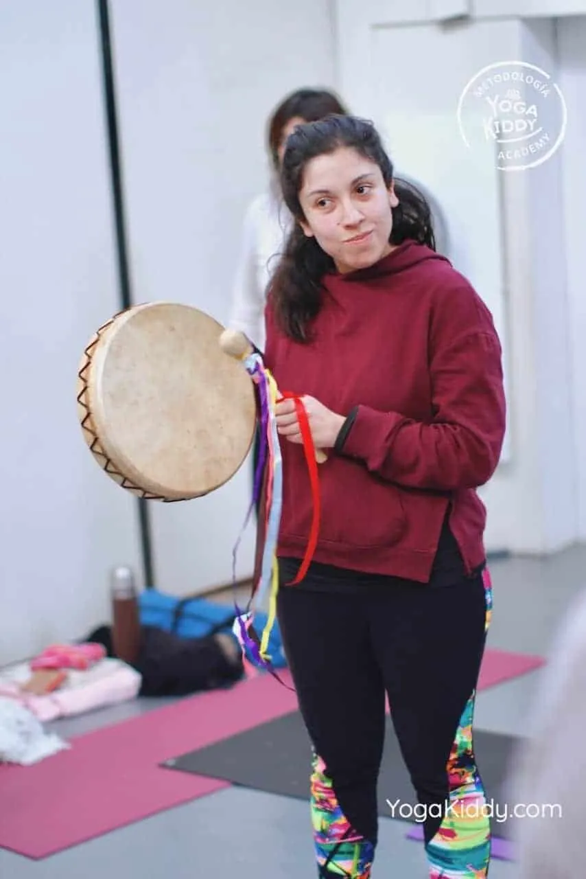 yoga-para-niños-formación-monitor-yoga-infantil-YogaKiddy-viña-del-mar-chile0057