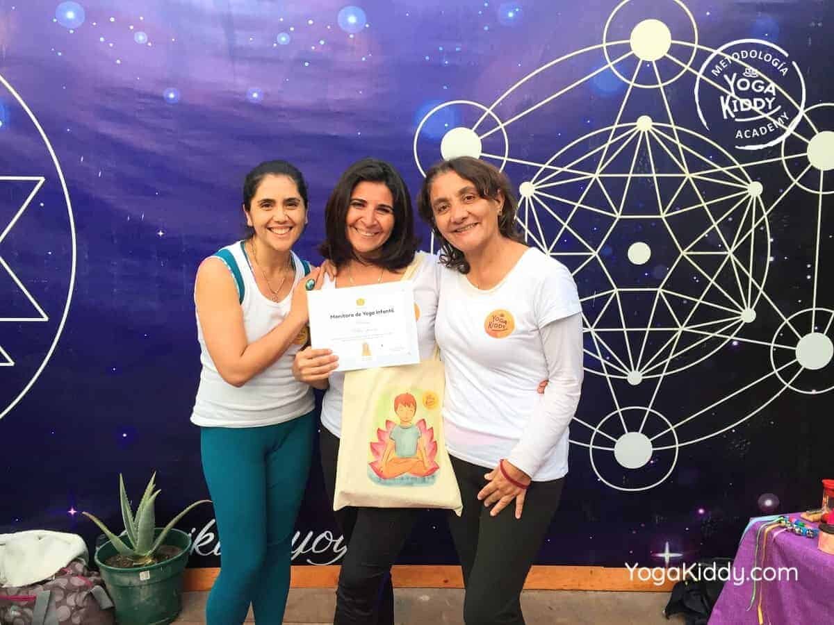 yoga-para-niños-arica-chile-formación-monitor-profesrorado-instructurado-YogaKiddy-0049