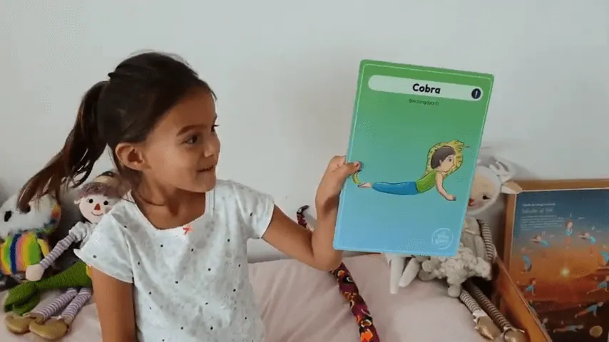 Postura de la Cobra 🐍(Bhujangasana)